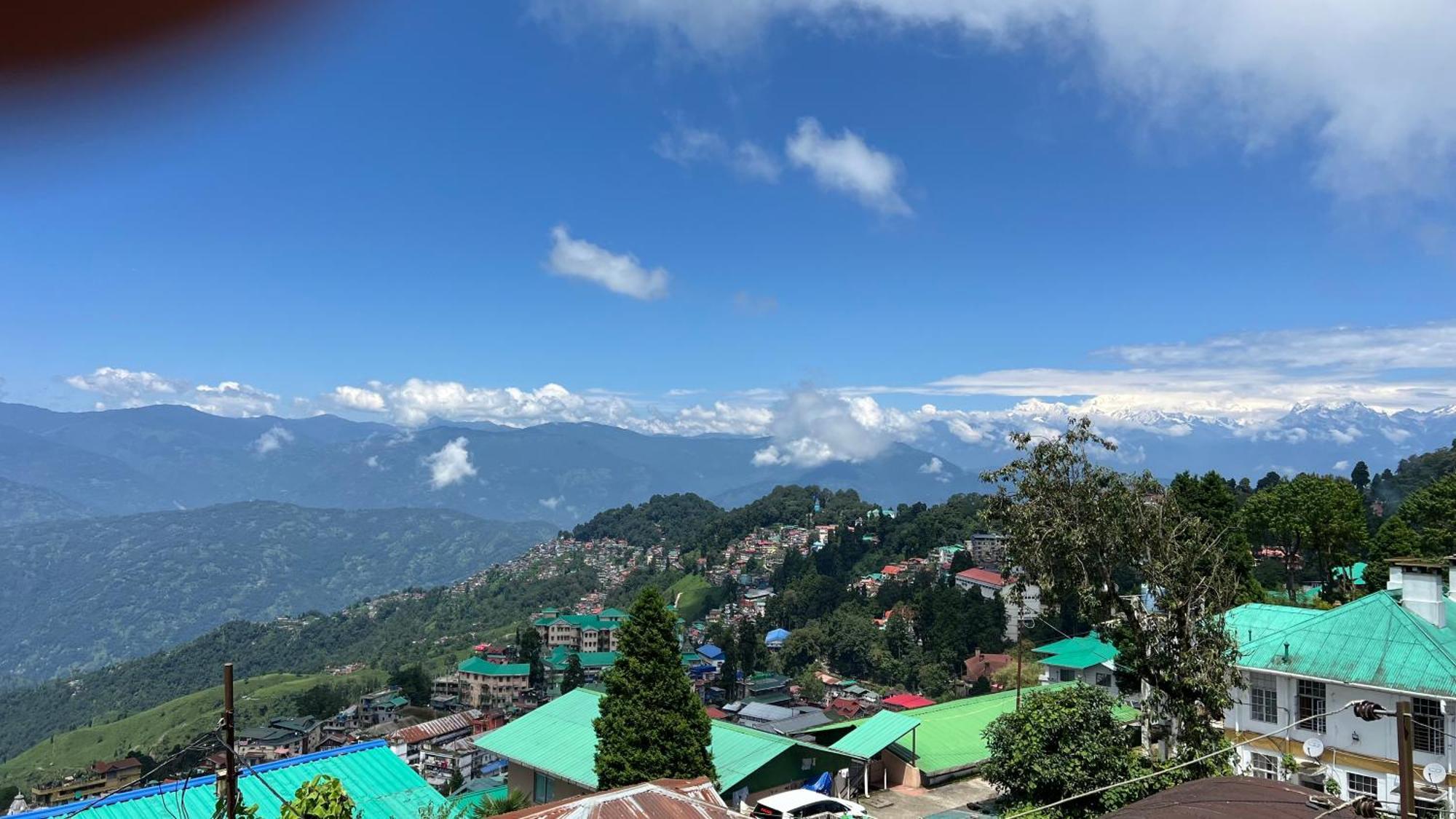 Hotel Hill Top Darjeeling  Bagian luar foto