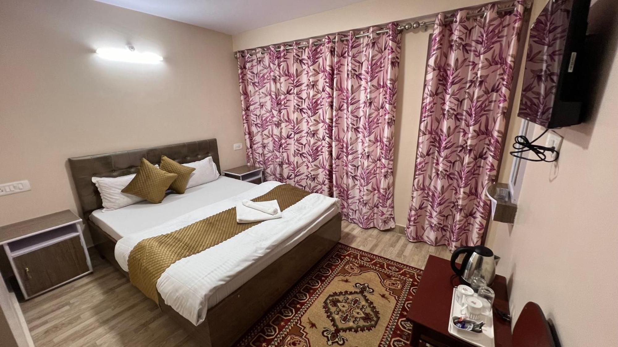 Hotel Hill Top Darjeeling  Bagian luar foto