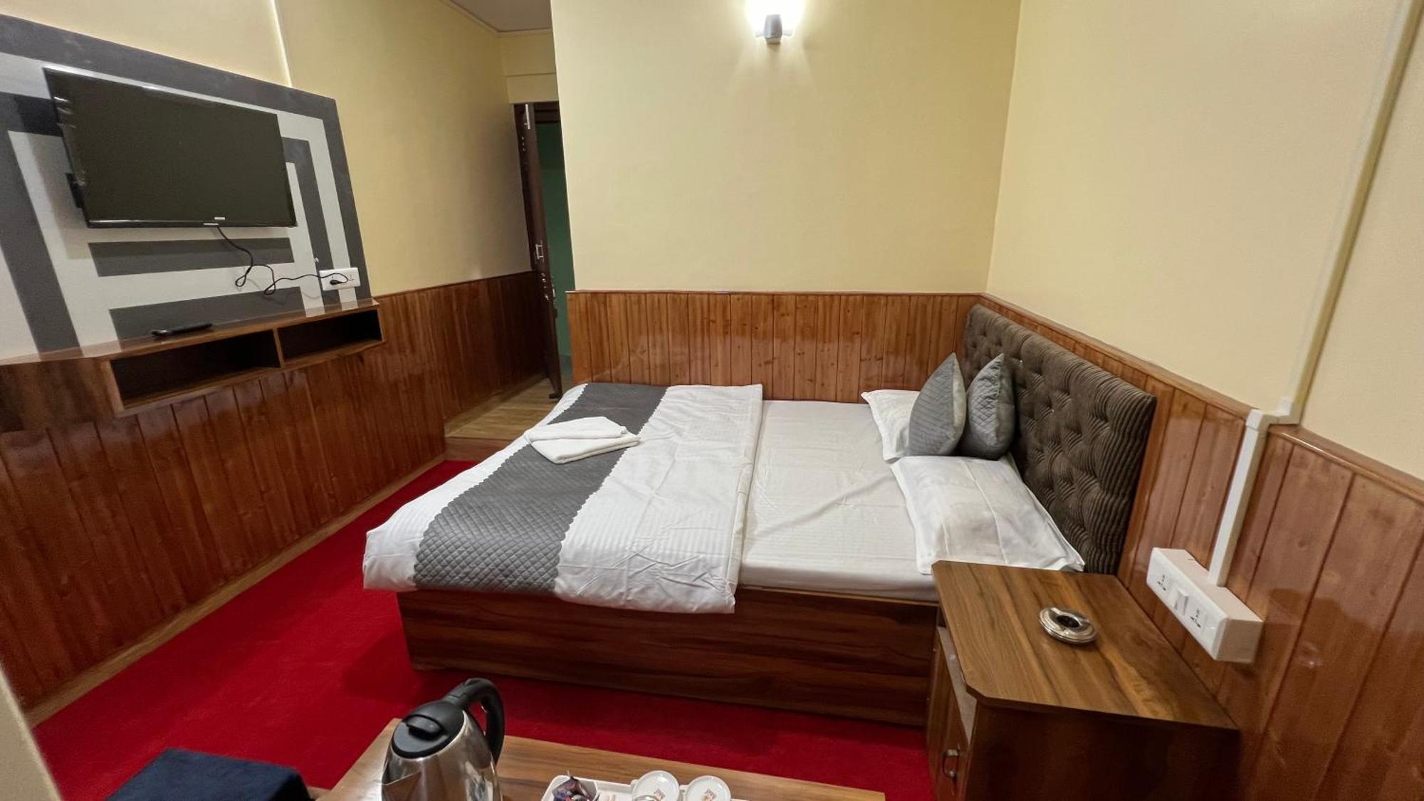 Hotel Hill Top Darjeeling  Bagian luar foto